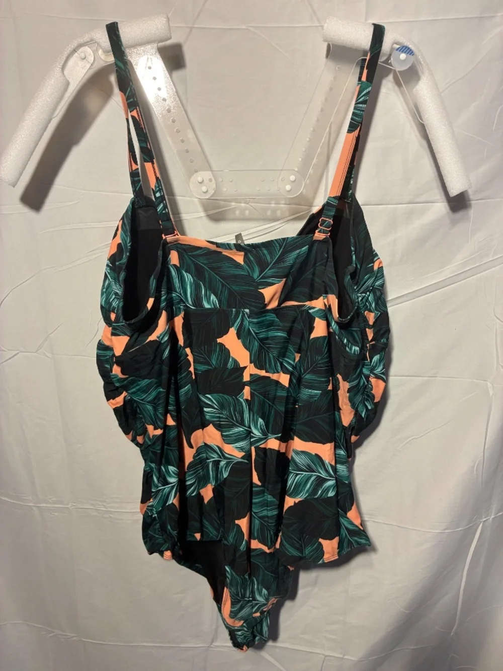 Torrid Size 6 Peach Palm Ruched One-Piece Swimsuit